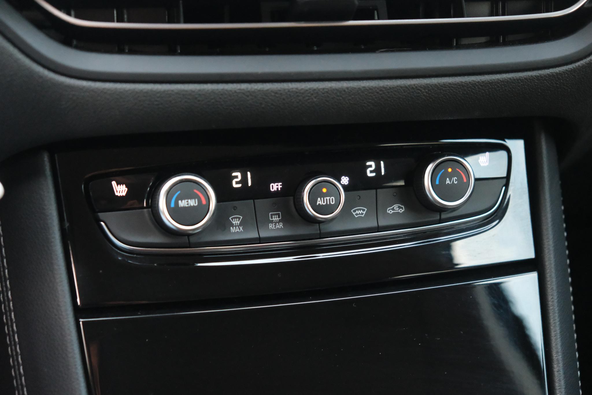 Opel Grandland 1.2 Turbo 130pk EAT8 GS | Navi | App Connect | Adaptive Cruise | Camera | Alcantara | Winterpakket afbeelding 18
