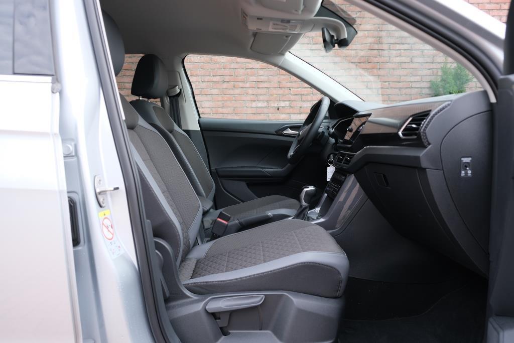 Volkswagen T-Cross 1.5 TSi 150pk DSG Style | App Connect | Adaptive Cruise | Camera | Stoelverwarming | Climate | Matrix LED | Trekhaak afbeelding 4