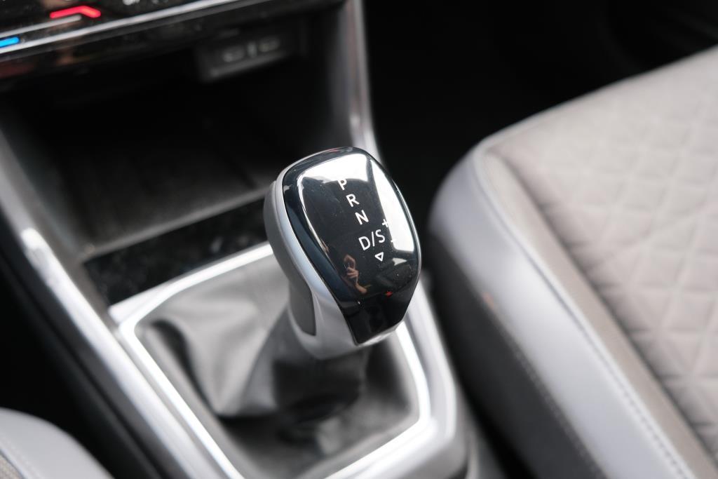 Volkswagen T-Cross 1.5 TSi 150pk DSG Style | App Connect | Adaptive Cruise | Camera | Stoelverwarming | Climate | Matrix LED | Trekhaak afbeelding 22