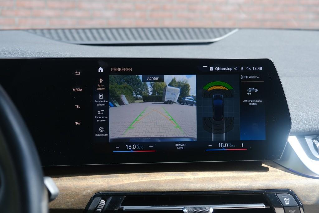 BMW 2 Serie 218i 136pk Aut. Active Tourer Luxury Line | Navi | App Connect | Climate | Leder | Elektrische Achterklep | Camera | Sfeerverlichting | Cruise afbeelding 20