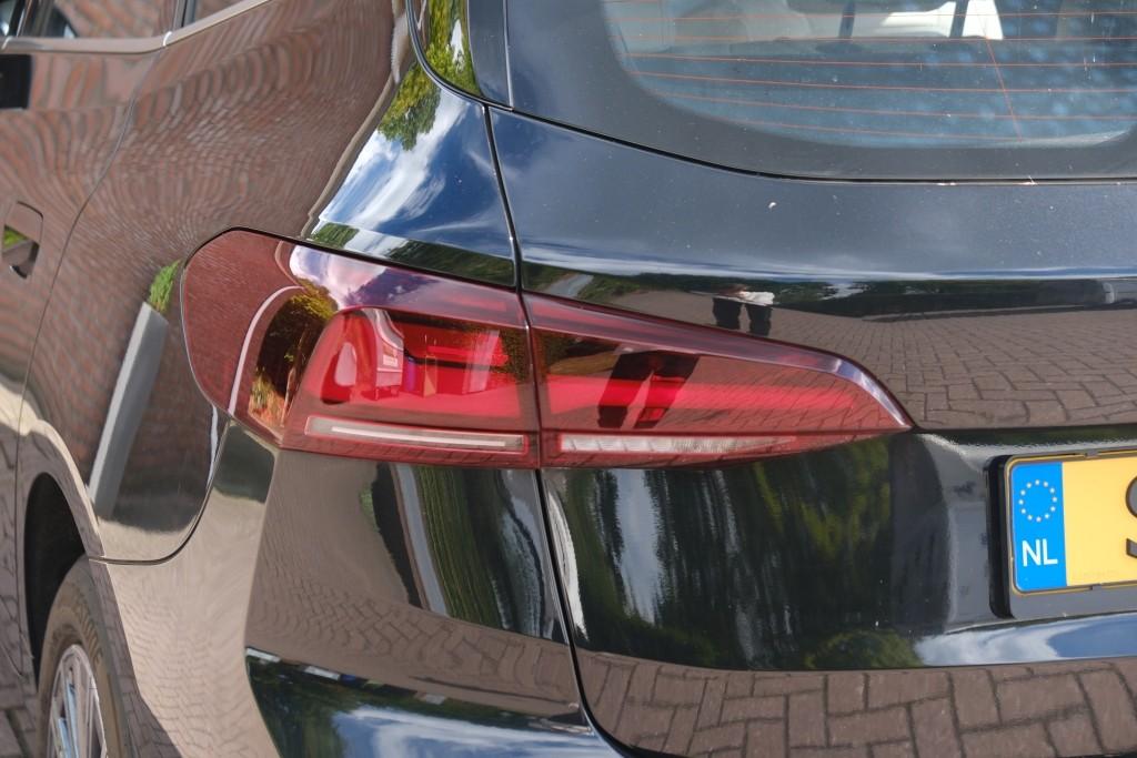 BMW 2 Serie 218i 136pk Aut. Active Tourer Luxury Line | Navi | App Connect | Climate | Leder | Elektrische Achterklep | Camera | Sfeerverlichting | Cruise afbeelding 26