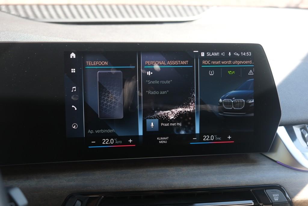 BMW 2 Serie 218i 136pk Aut. Active Tourer Luxury Line | Navi | App Connect | Climate | Leder | Elektrische Achterklep | Camera | Sfeerverlichting | Cruise afbeelding 16
