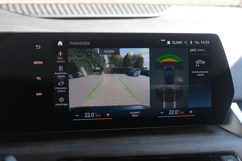 BMW 2 Serie 218i 136pk Aut. Active Tourer Luxury Line | Navi | App Connect | Climate | Leder | Elektrische Achterklep | Camera | Sfeerverlichting | Cruise afbeelding 18