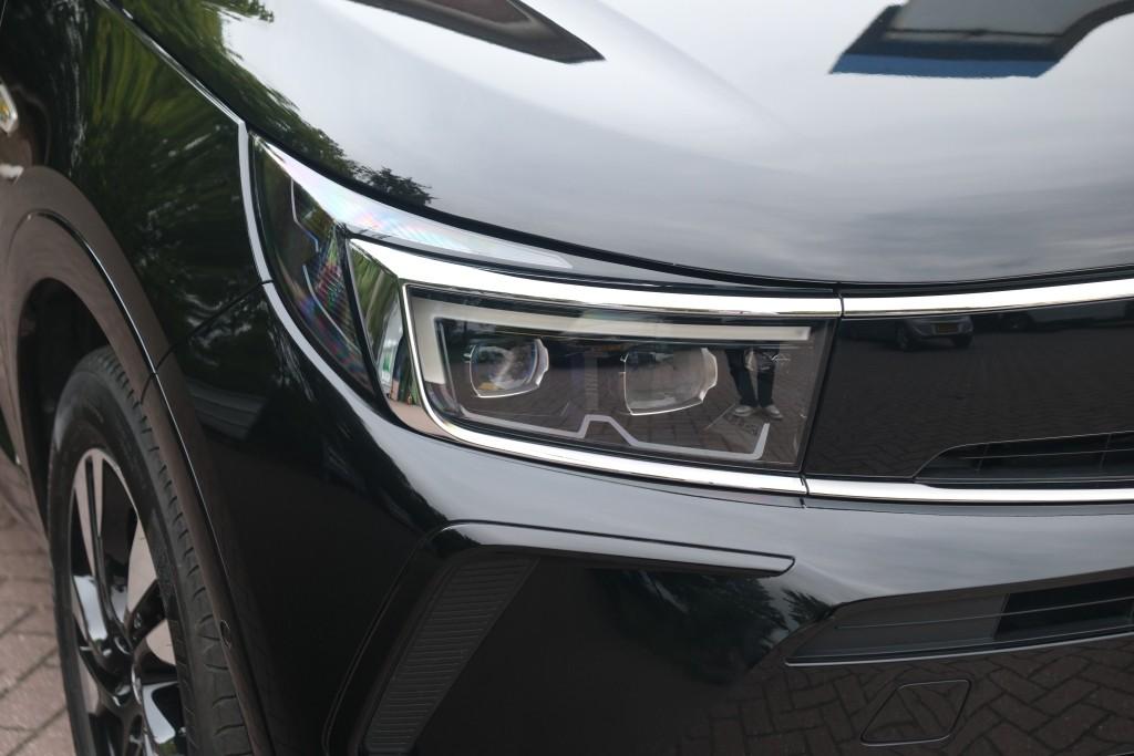 Opel Grandland 1.2 Turbo 130pk EAT8 Elegance | Navi | App Connect | Adaptive Cruise | Camera | Alcantara | Elektrische AchterKlep | Winter Pakket afbeelding 2