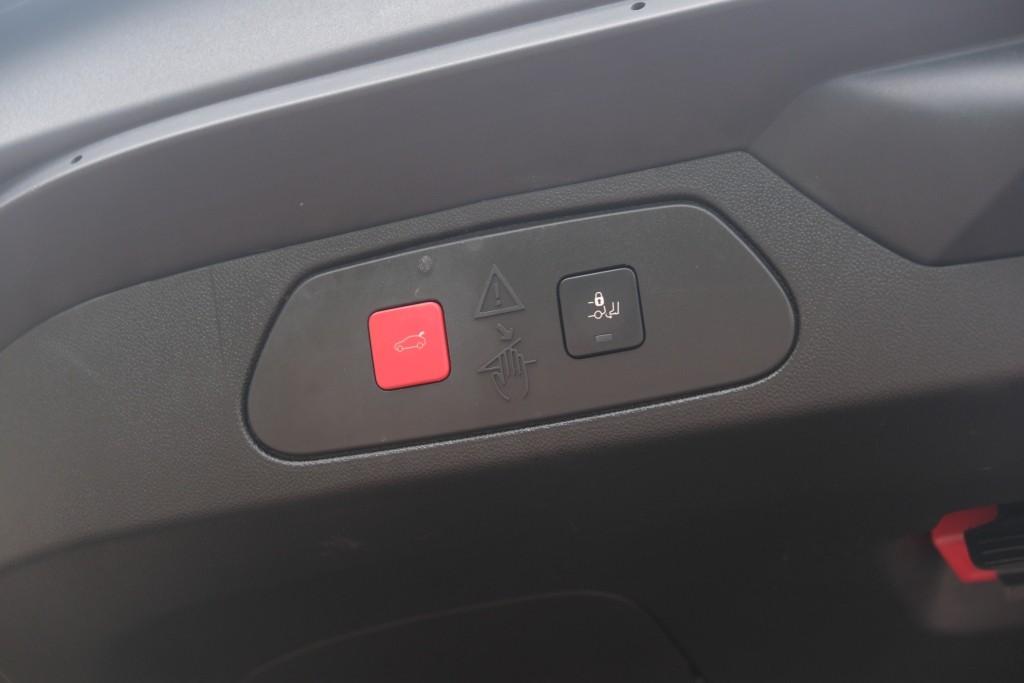Opel Grandland 1.2 Turbo 130pk EAT8 Elegance | Navi | App Connect | Adaptive Cruise | Camera | Alcantara | Elektrische AchterKlep | Winter Pakket afbeelding 32