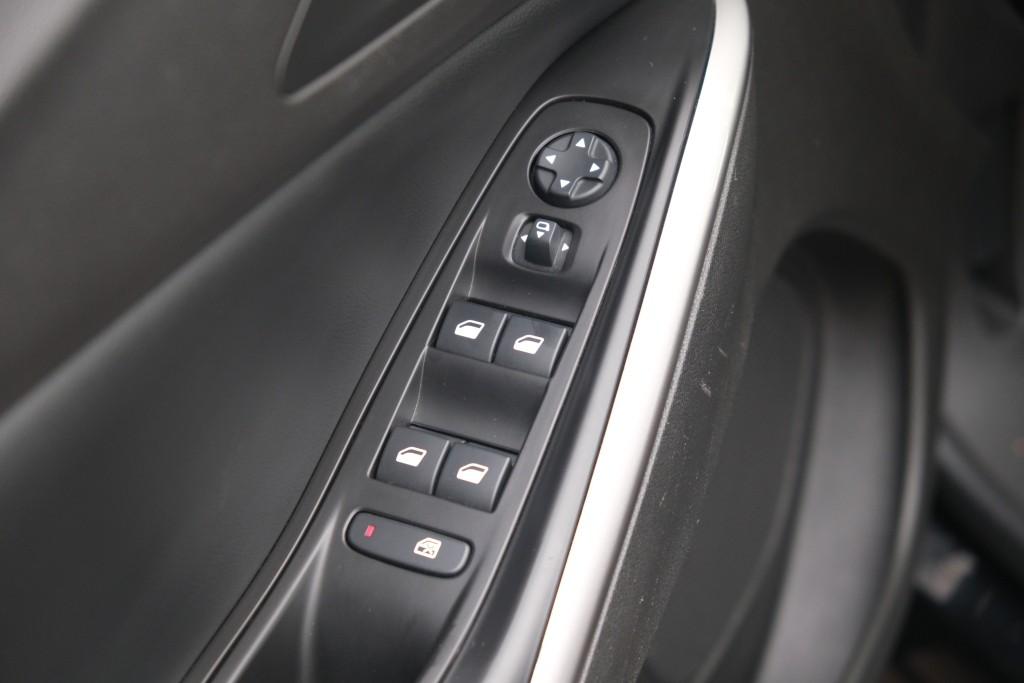 Opel Grandland 1.2 Turbo 130pk EAT8 Elegance | Navi | App Connect | Adaptive Cruise | Camera | Alcantara | Elektrische AchterKlep | Winter Pakket afbeelding 24