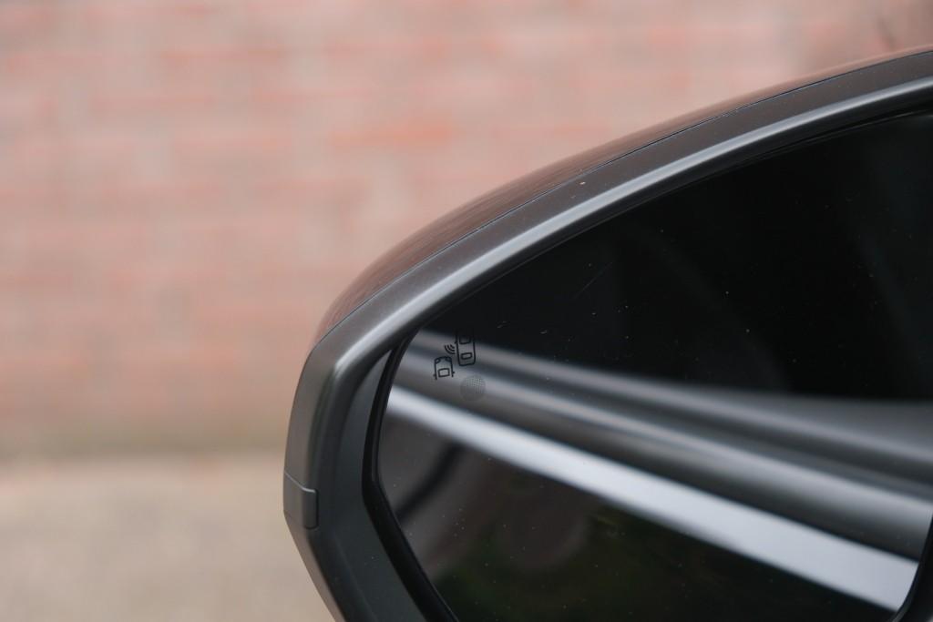 Opel Grandland 1.2 Turbo 130pk EAT8 Elegance | Navi | App Connect | Adaptive Cruise | Camera | Alcantara | Elektrische AchterKlep | Winter Pakket afbeelding 27