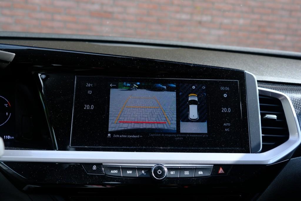Opel Grandland 1.2 Turbo Hybrid 145pk eDCT6 GS - Adaptieve cruise - Achteruitrijcamera - Apple CarPlay - Navigatiesysteem - Parkeersensoren - Climate control - Keyless - Dodehoekdetectie afbeelding 17