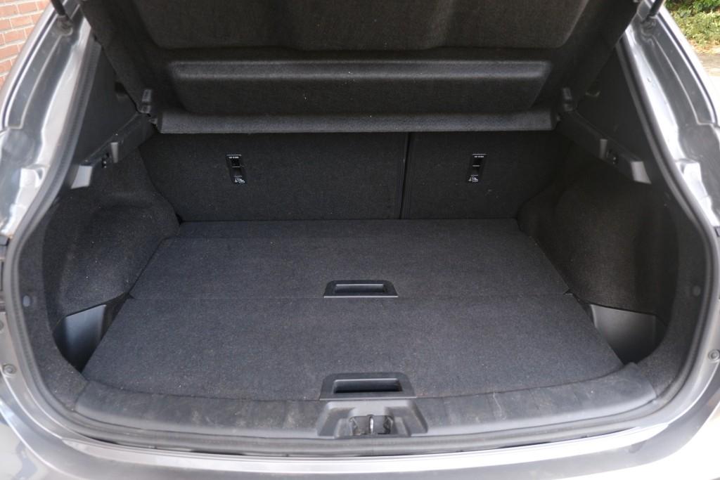 Nissan QASHQAI 1.3 DIG-T 140pk N-Connecta | App Connect | Cruise | Climate | Panoramadak | Navi | Keyless | Camera | PDC afbeelding 30