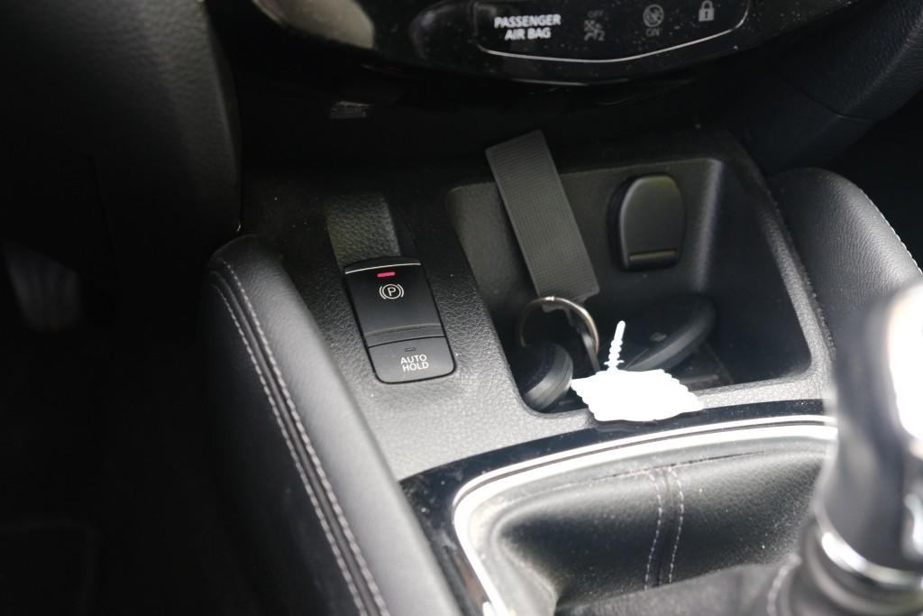 Nissan QASHQAI 1.3 DIG-T 140pk N-Connecta | App Connect | Cruise | Climate | Panoramadak | Navi | Keyless | Camera | PDC afbeelding 23