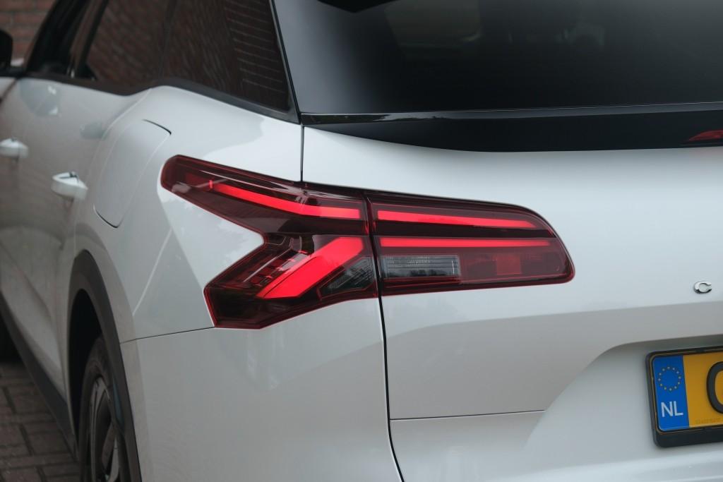 Citroën C5 X 1.6 Plug-in Hybrid 225pk EAT8 Shine | App Connect | Adaptive Cruise | Panoramadak | Leder | Elektrische Achterklep | Keyless | Heap-Up | Memory afbeelding 31