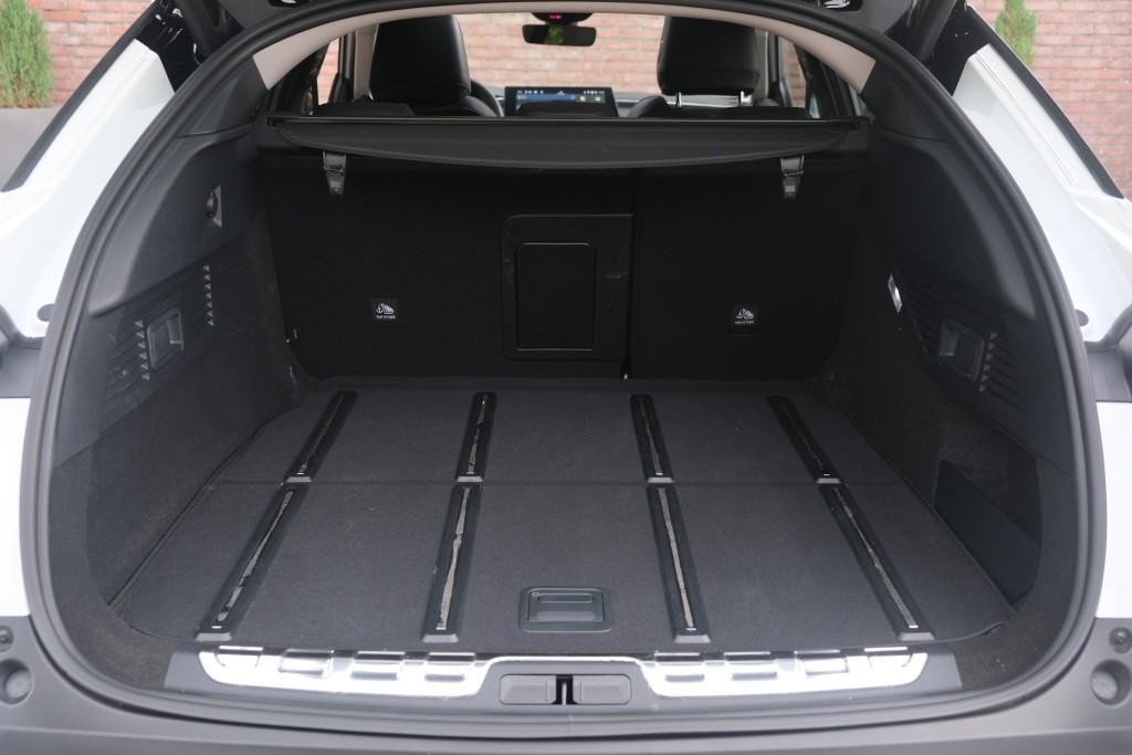 Citroën C5 X 1.6 Plug-in Hybrid 225pk EAT8 Shine | App Connect | Adaptive Cruise | Panoramadak | Leder | Elektrische Achterklep | Keyless | Heap-Up | Memory afbeelding 33