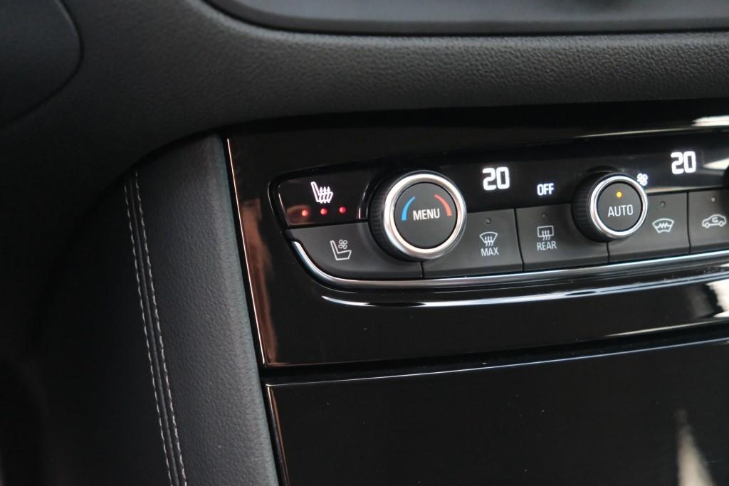 Opel Grandland 1.6 Turbo Plug-In Hybrid 300pk 4x4 EAT8 GSe | Navi | App Connect | Climate | Adaptive Cruise | Keyless | Elektrische Achterklep | Camera | Leder Pakket afbeelding 19