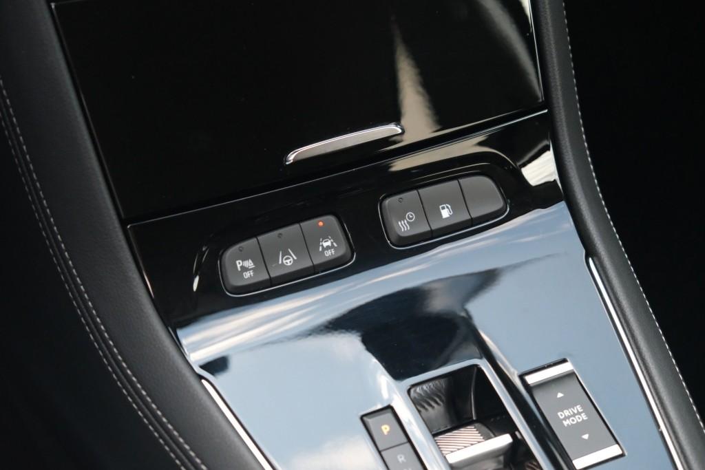 Opel Grandland 1.6 Turbo Plug-In Hybrid 300pk 4x4 EAT8 GSe | Navi | App Connect | Climate | Adaptive Cruise | Keyless | Elektrische Achterklep | Camera | Leder Pakket afbeelding 22