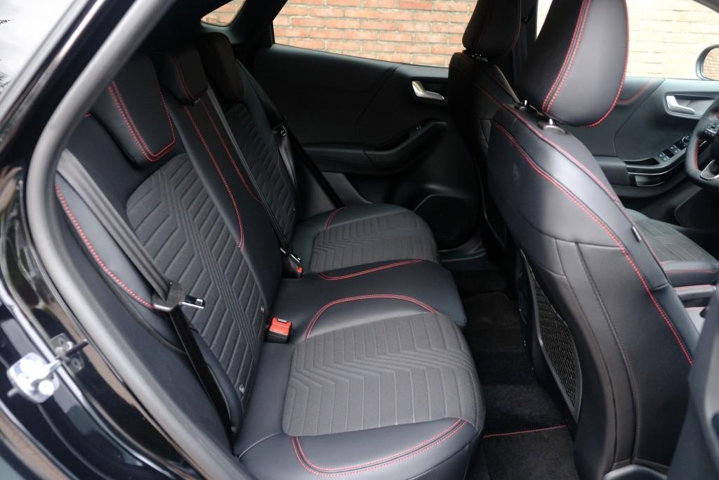 Ford Puma 1.0 EcoBoost Hybrid 155pk Aut. ST-Line X | Navi | App Connect | Adaptive Cruise | Full LED | Elektrische Achterklep | B&O Audio | Camera | Winter Pakket afbeelding 3