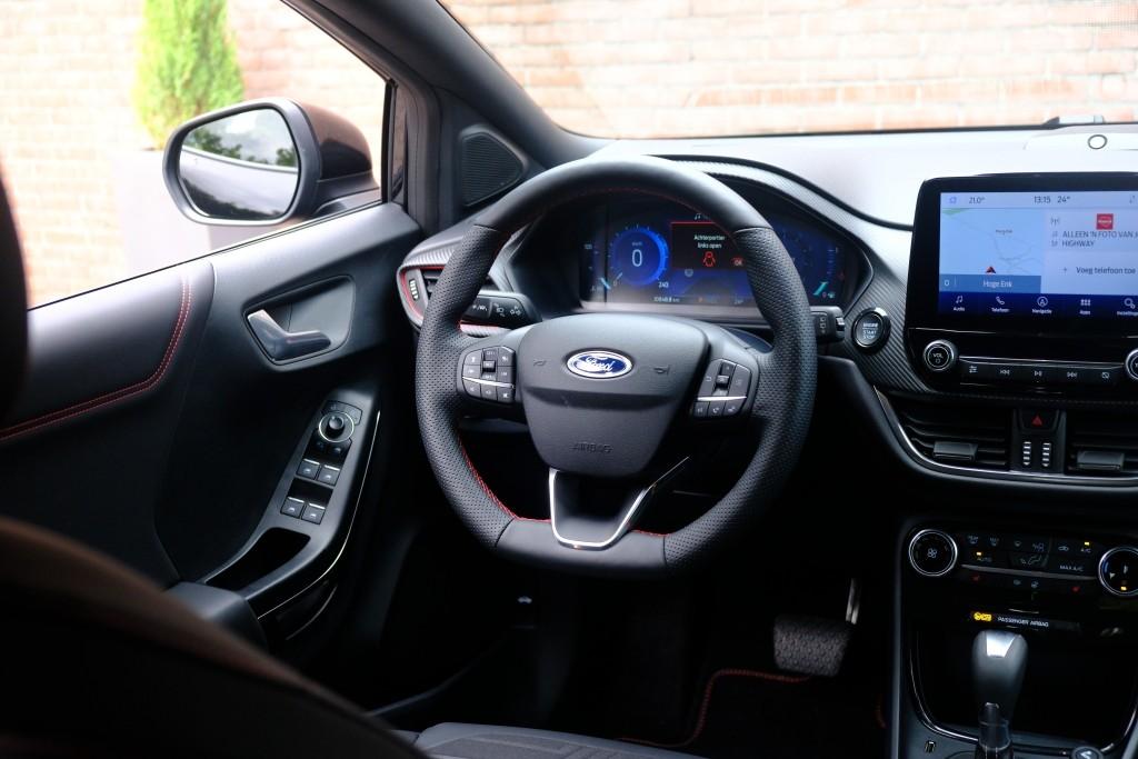 Ford Puma 1.0 EcoBoost Hybrid 155pk Aut. ST-Line X | Navi | App Connect | Adaptive Cruise | Full LED | Elektrische Achterklep | B&O Audio | Camera | Winter Pakket afbeelding 12