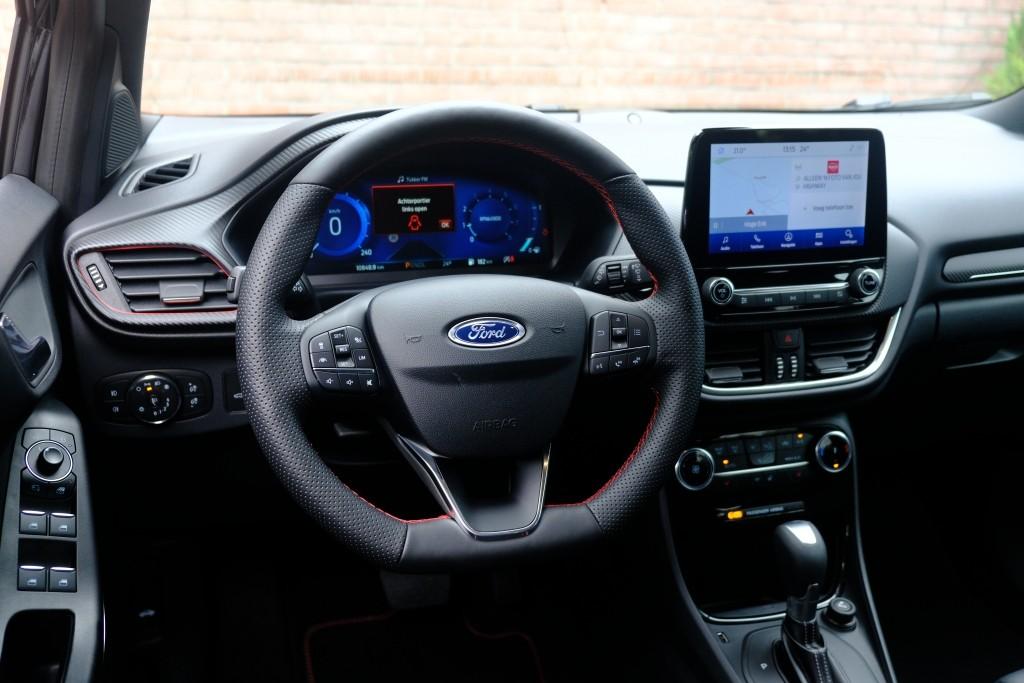 Ford Puma 1.0 EcoBoost Hybrid 155pk Aut. ST-Line X | Navi | App Connect | Adaptive Cruise | Full LED | Elektrische Achterklep | B&O Audio | Camera | Winter Pakket afbeelding 15