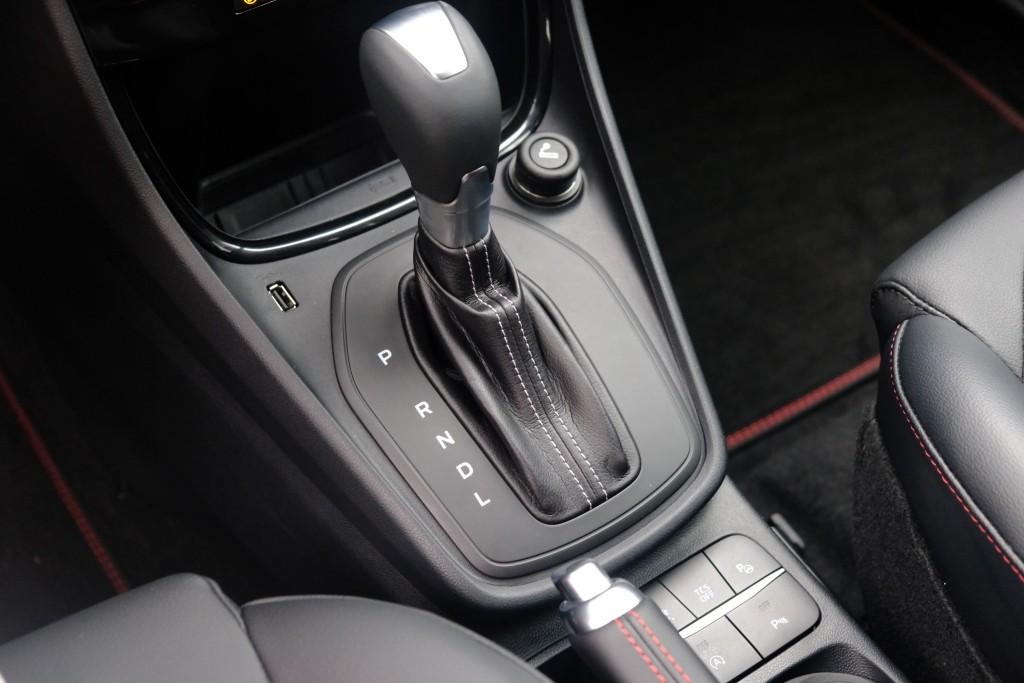 Ford Puma 1.0 EcoBoost Hybrid 155pk Aut. ST-Line X | Navi | App Connect | Adaptive Cruise | Full LED | Elektrische Achterklep | B&O Audio | Camera | Winter Pakket afbeelding 23