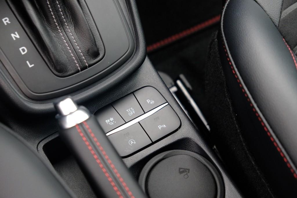 Ford Puma 1.0 EcoBoost Hybrid 155pk Aut. ST-Line X | Navi | App Connect | Adaptive Cruise | Full LED | Elektrische Achterklep | B&O Audio | Camera | Winter Pakket afbeelding 24