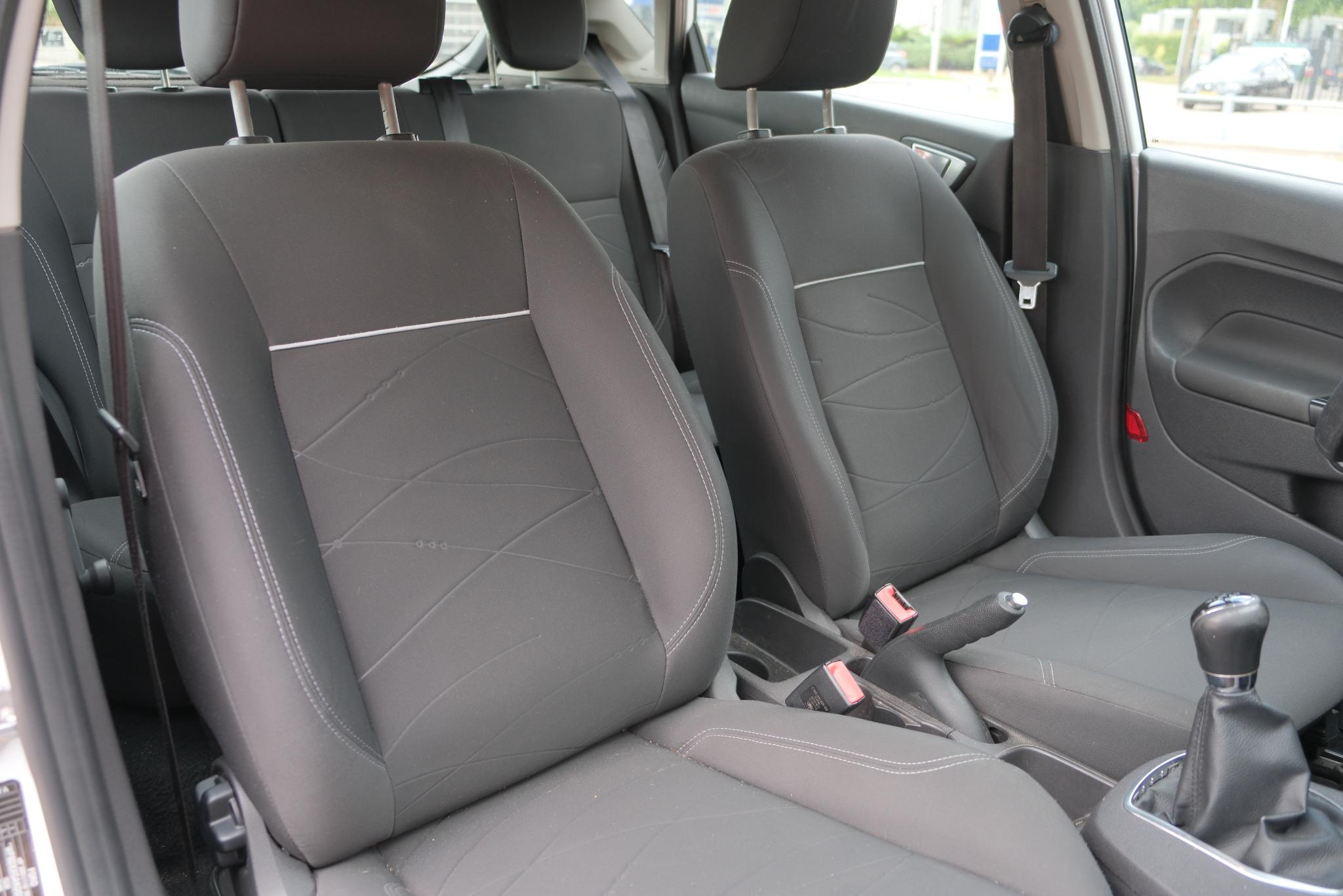 Ford Fiesta 1.0 65pk 5-drs Style | Airco | Navi | Trekhaak afbeelding 7