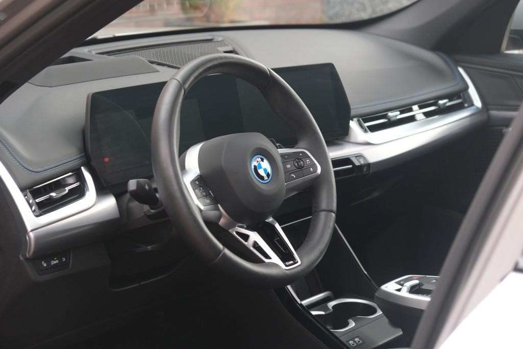 BMW X1 xDrive25e 245pk Aut. M-Sport | Panoramadak | HUD | Driving Assistant Professional | Parking Assistant Plus | 19 inch velgen afbeelding 8