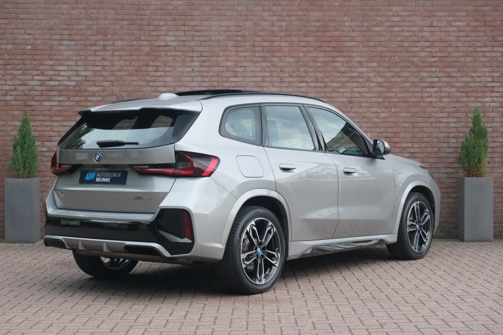 BMW X1 xDrive25e 245pk Aut. M-Sport | Panoramadak | HUD | Driving Assistant Professional | Parking Assistant Plus | 19 inch velgen afbeelding 29