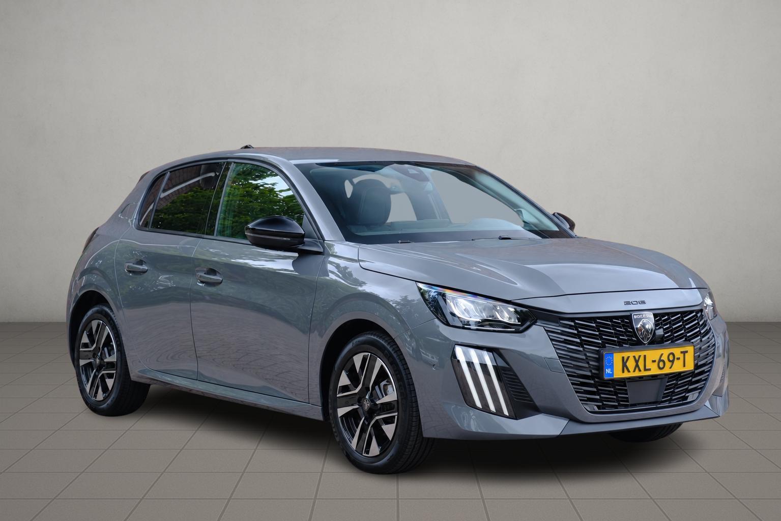 Peugeot 208 1.2 PureTech 100pk Allure - Navigatiesysteem - Apple CarPlay - Achteruitrijcamera - Dodehoekdetectie- Parkeersensoren - Climate Control - Cruise control afbeelding 1