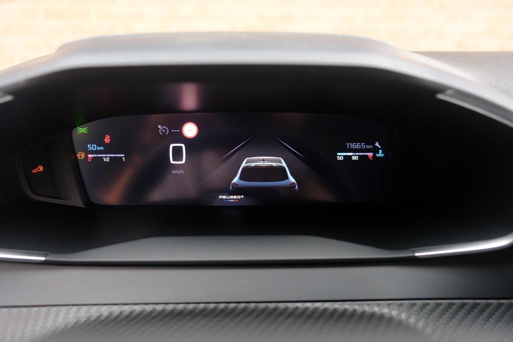 Peugeot 208 1.2 PureTech 100pk Allure - Navigatiesysteem - Apple CarPlay - Achteruitrijcamera - Dodehoekdetectie- Parkeersensoren - Climate Control - Cruise control afbeelding 11