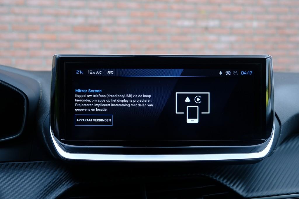 Peugeot 208 1.2 PureTech 100pk Allure - Navigatiesysteem - Apple CarPlay - Achteruitrijcamera - Dodehoekdetectie- Parkeersensoren - Climate Control - Cruise control afbeelding 19