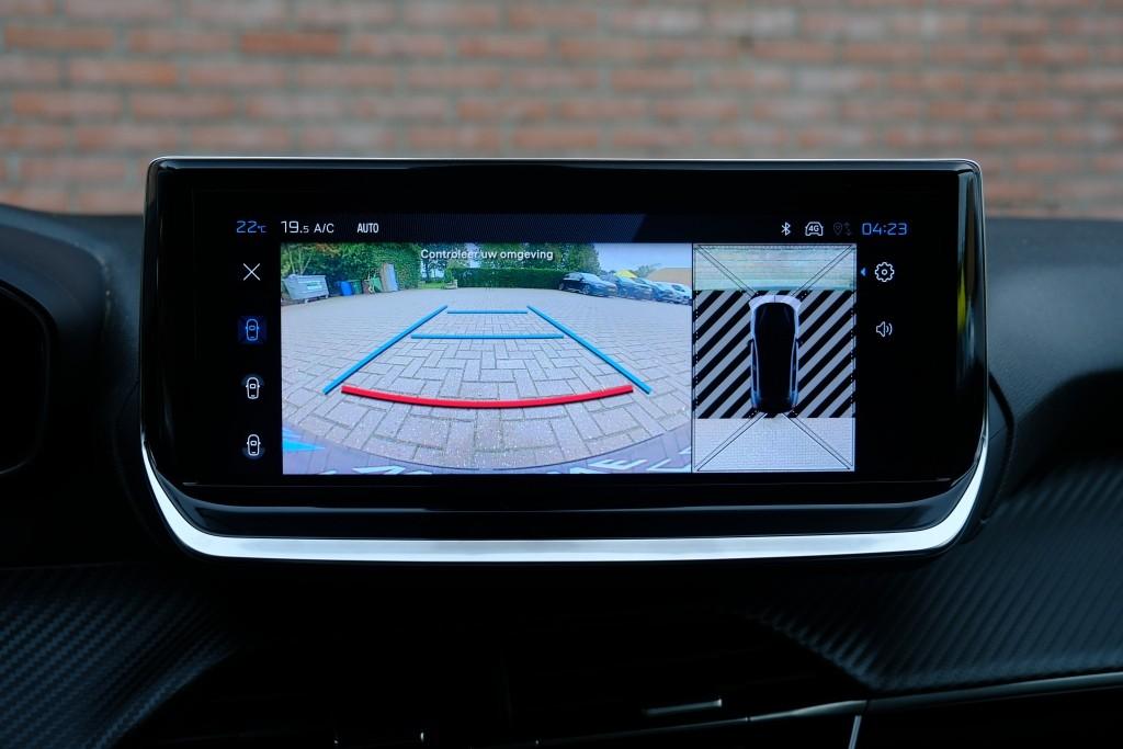 Peugeot 208 1.2 PureTech 100pk Allure - Navigatiesysteem - Apple CarPlay - Achteruitrijcamera - Dodehoekdetectie- Parkeersensoren - Climate Control - Cruise control afbeelding 20