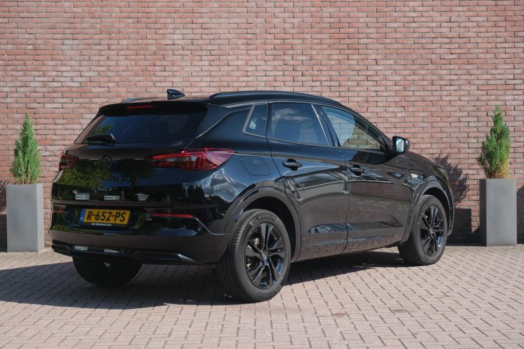 Opel Grandland 1.2 Turbo 130pk EAT8 GS Line - App Connect - Climate - Cruise - Camera - Verwarmde Voorruit - Stoelverwarming afbeelding 28