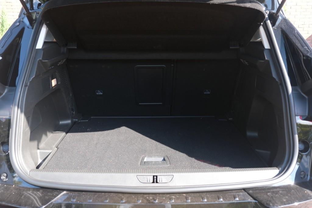 Opel Grandland 1.2 Turbo 130pk EAT8 GS Line - App Connect - Climate - Cruise - Camera - Verwarmde Voorruit - Stoelverwarming afbeelding 29