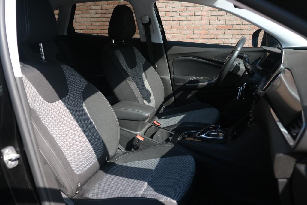 Opel Grandland 1.2 Turbo 130pk EAT8 GS Line - App Connect - Climate - Cruise - Camera - Verwarmde Voorruit - Stoelverwarming afbeelding 6