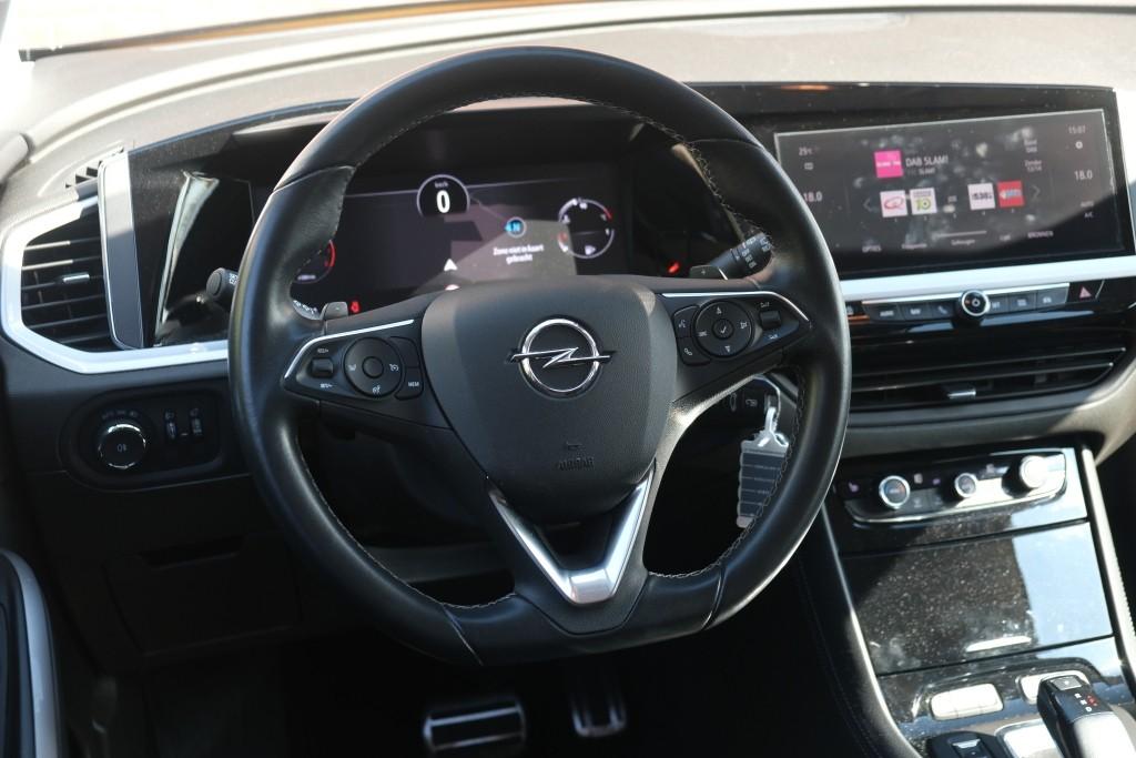 Opel Grandland 1.2 Turbo 130pk EAT8 GS Line - App Connect - Climate - Cruise - Camera - Verwarmde Voorruit - Stoelverwarming afbeelding 14