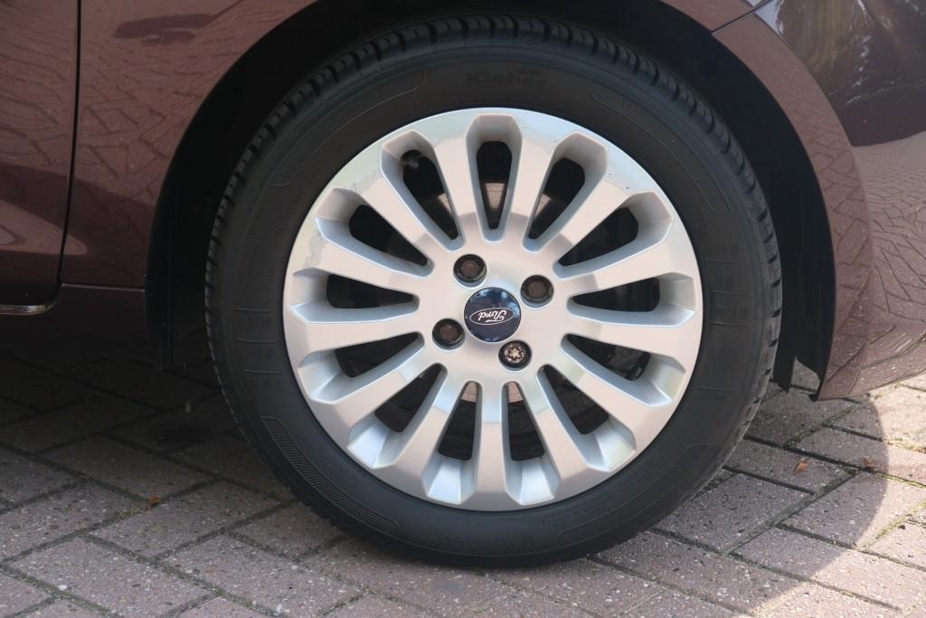 Ford Ka 1.2 69pk Titanium X - Airco - Distributieriem v.v. afbeelding 14