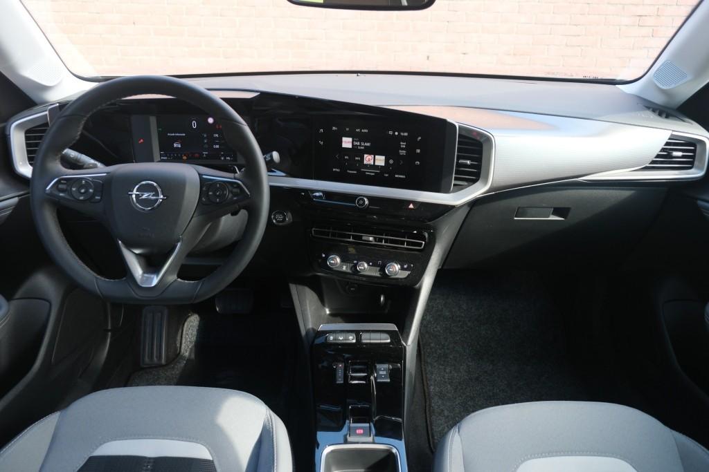Opel Mokka 1.2 Turbo 130pk EAT8 Elegance - App Connect - Adaptive Cruise - Keyless - Dodehoek - Winter Pakket - Trekhaak afbeelding 7