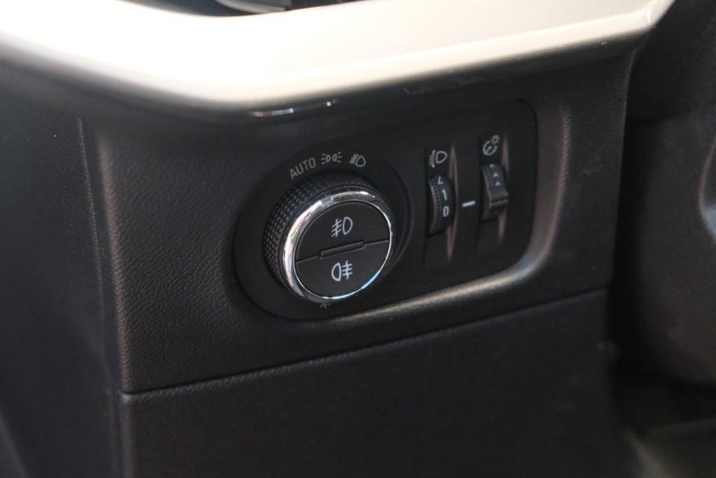 Opel Mokka 1.2 Turbo 130pk EAT8 Elegance - App Connect - Adaptive Cruise - Keyless - Dodehoek - Winter Pakket - Trekhaak afbeelding 26