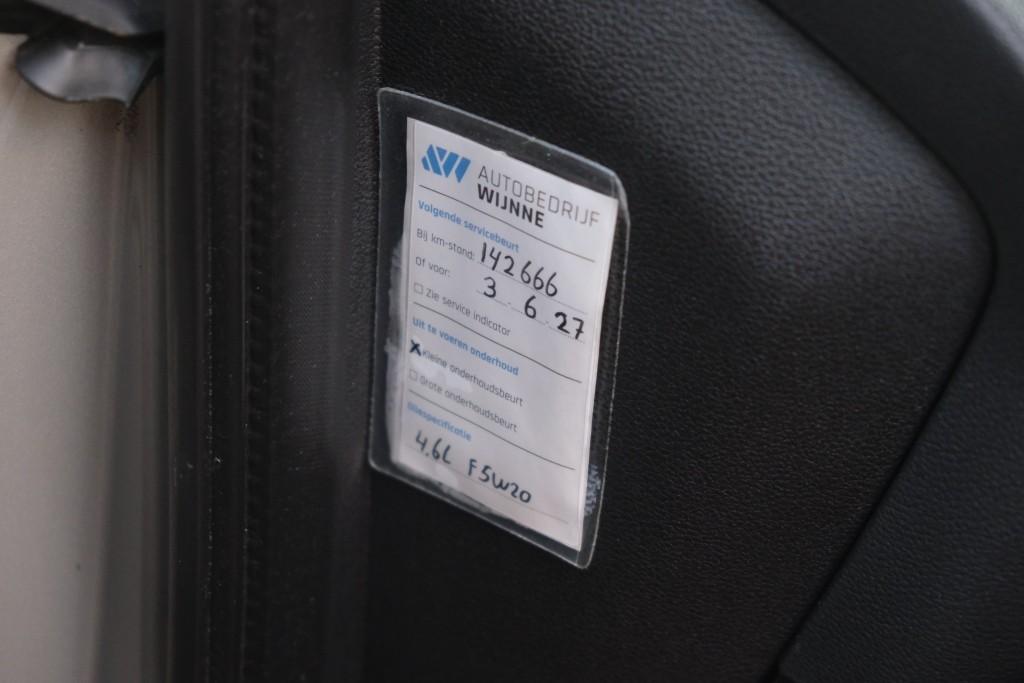 Ford B-MAX 1.0 EcoBoost 100pk Titanium - Trekhaak - Navigatie - Achteruitrijcamera - Parkeersensoren - Climate - Verwarmde voorruit afbeelding 16