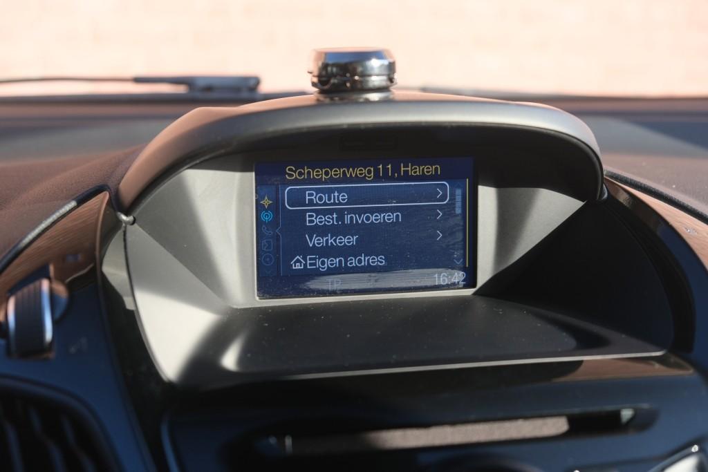 Ford B-MAX 1.0 EcoBoost 100pk Titanium - Trekhaak - Navigatie - Achteruitrijcamera - Parkeersensoren - Climate - Verwarmde voorruit afbeelding 21