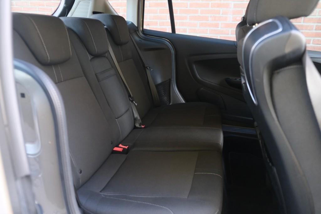 Ford B-MAX 1.0 EcoBoost 100pk Titanium - Trekhaak - Navigatie - Achteruitrijcamera - Parkeersensoren - Climate - Verwarmde voorruit afbeelding 3