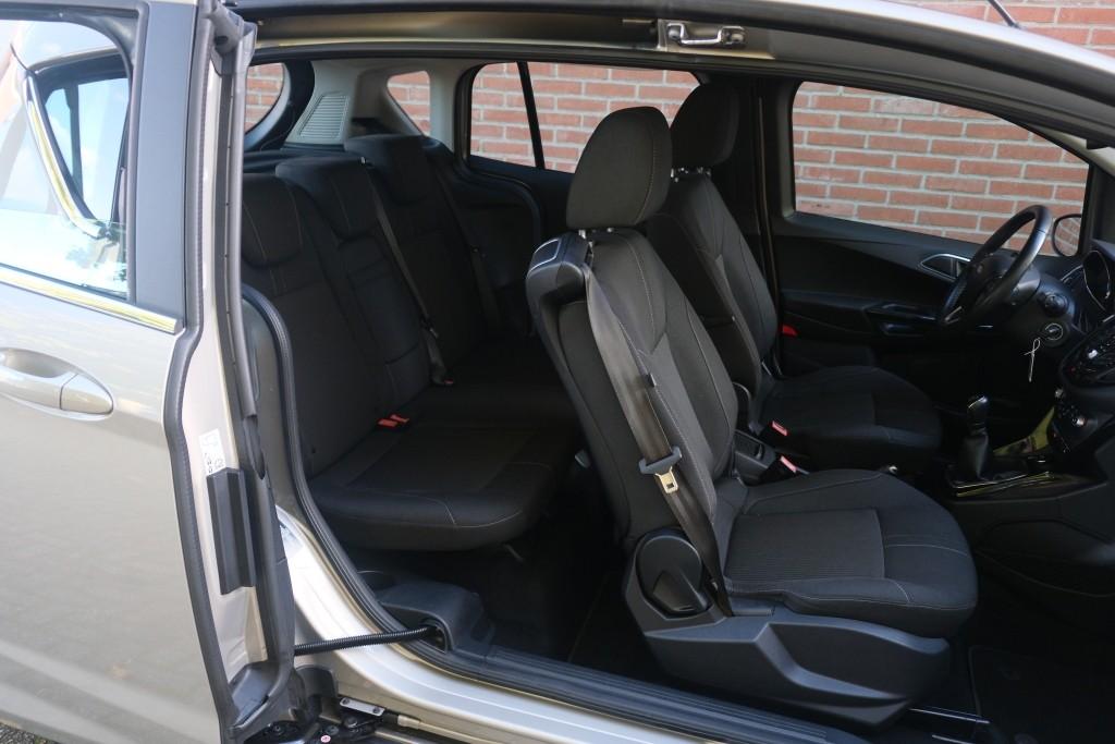 Ford B-MAX 1.0 EcoBoost 100pk Titanium - Trekhaak - Navigatie - Achteruitrijcamera - Parkeersensoren - Climate - Verwarmde voorruit afbeelding 4