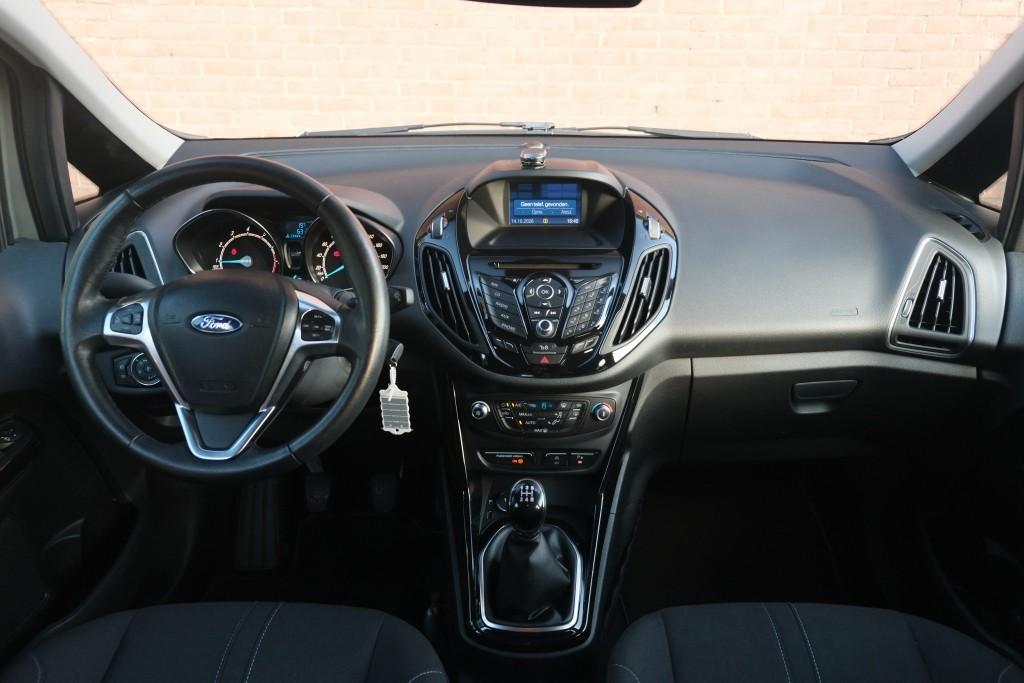 Ford B-MAX 1.0 EcoBoost 100pk Titanium - Trekhaak - Navigatie - Achteruitrijcamera - Parkeersensoren - Climate - Verwarmde voorruit afbeelding 13