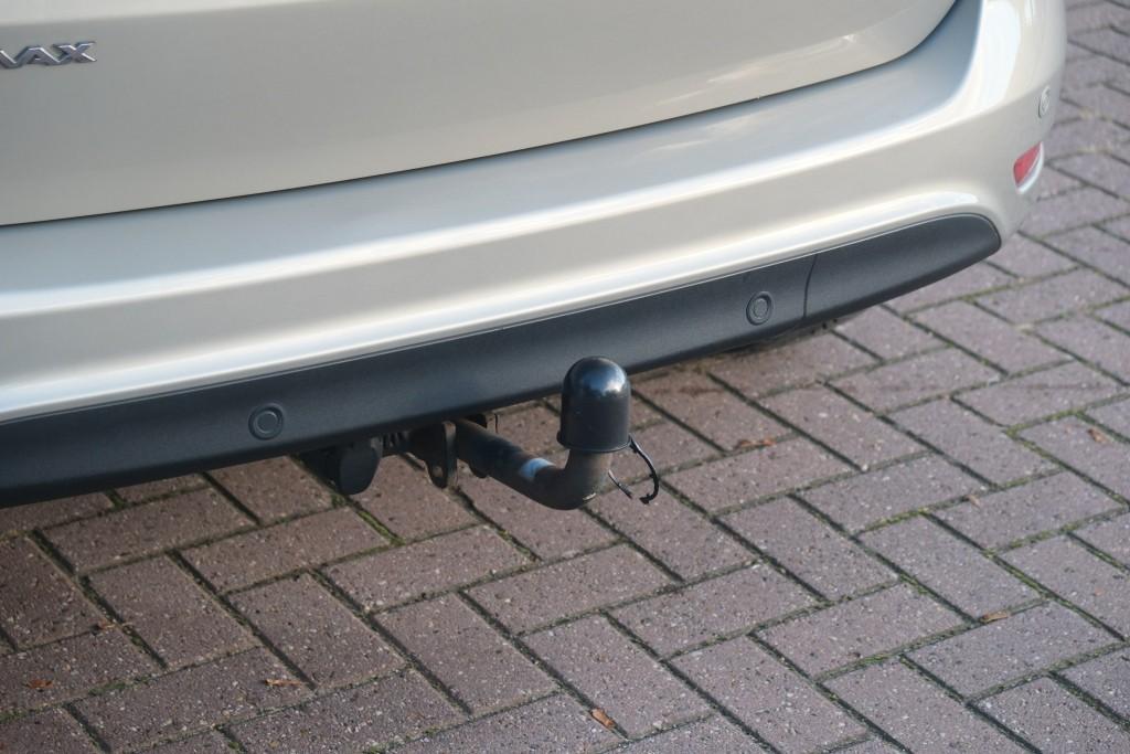 Ford B-MAX 1.0 EcoBoost 100pk Titanium - Trekhaak - Navigatie - Achteruitrijcamera - Parkeersensoren - Climate - Verwarmde voorruit afbeelding 31