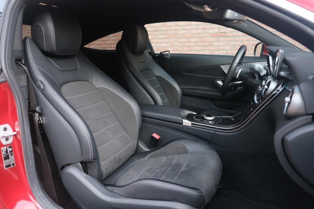 Mercedes-Benz C-Klasse 180 156pk Aut. Coupe AMG Line - Panoramadak - 360° camera - Burmester audio - Navigatiesysteem - LED koplampen- 19" inch afbeelding 6