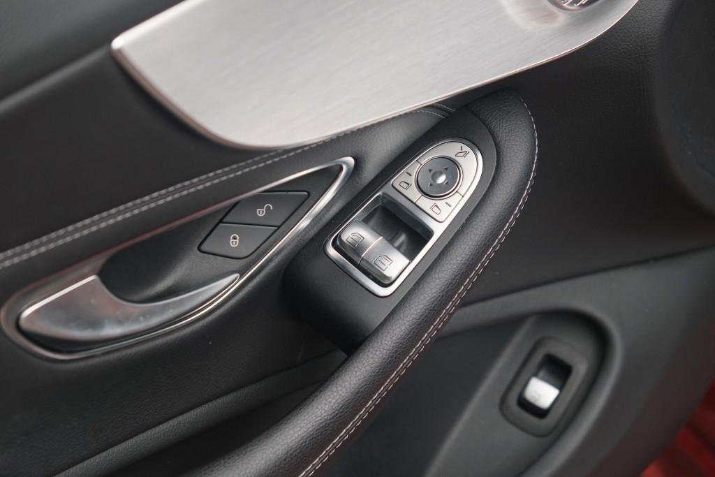 Mercedes-Benz C-Klasse 180 156pk Aut. Coupe AMG Line - Panoramadak - 360° camera - Burmester audio - Navigatiesysteem - LED koplampen- 19" inch afbeelding 23