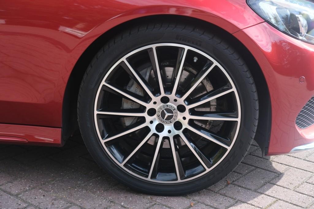 Mercedes-Benz C-Klasse 180 156pk Aut. Coupe AMG Line - Panoramadak - 360° camera - Burmester audio - Navigatiesysteem - LED koplampen- 19" inch afbeelding 25