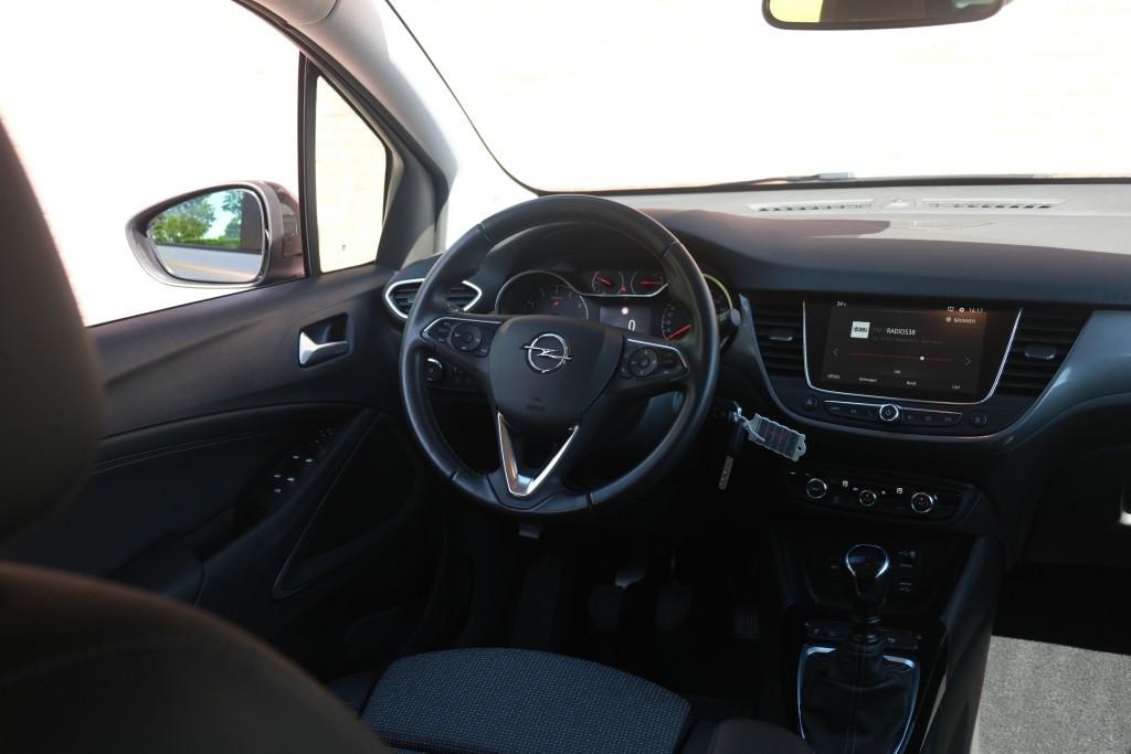 Opel Crossland 1.2 Turbo 110pk Elegance - Achteruitrijcamera - Apple CarPlay - Navigatiesysteem - Climate Control - LED koplampen - AGR comfortstoel afbeelding 11
