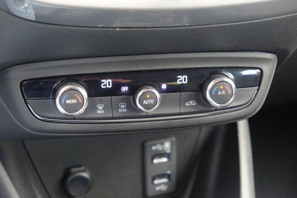 Opel Crossland 1.2 Turbo 110pk Elegance - Achteruitrijcamera - Apple CarPlay - Navigatiesysteem - Climate Control - LED koplampen - AGR comfortstoel afbeelding 19