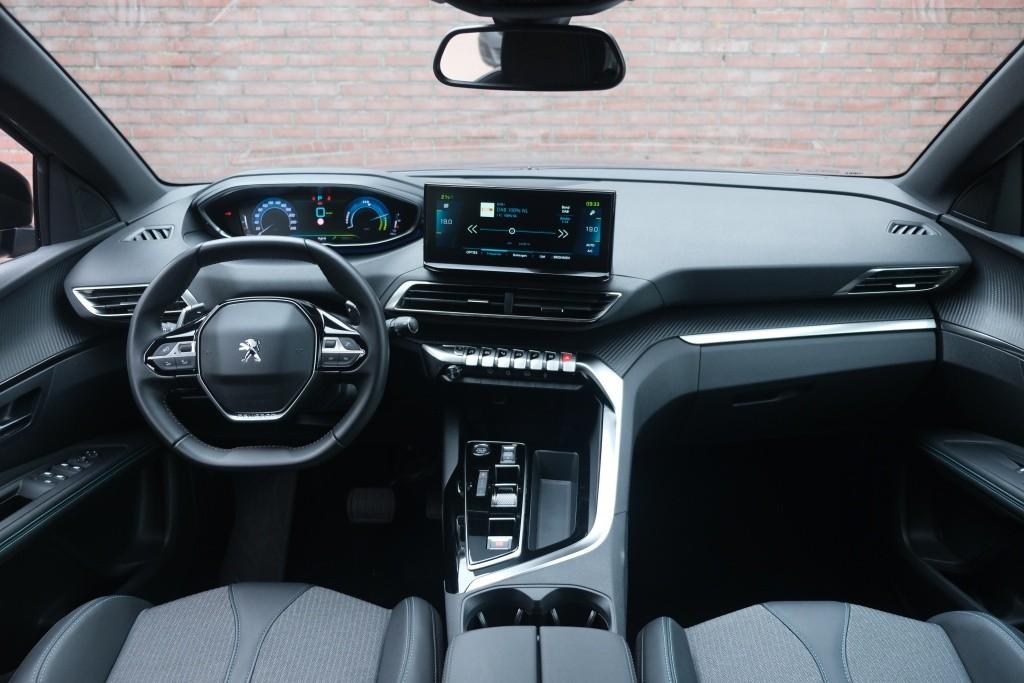 Peugeot 3008 1.6 HYbrid 180pk EAT8 Allure Pack Business - Achteruitrijcamera - Adaptieve cruise control - LED koplampen - Parkeersensoren - Keyless afbeelding 7