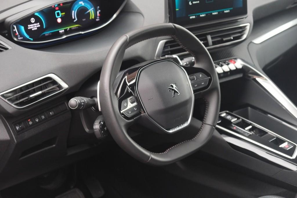 Peugeot 3008 1.6 HYbrid 180pk EAT8 Allure Pack Business - Achteruitrijcamera - Adaptieve cruise control - LED koplampen - Parkeersensoren - Keyless afbeelding 8